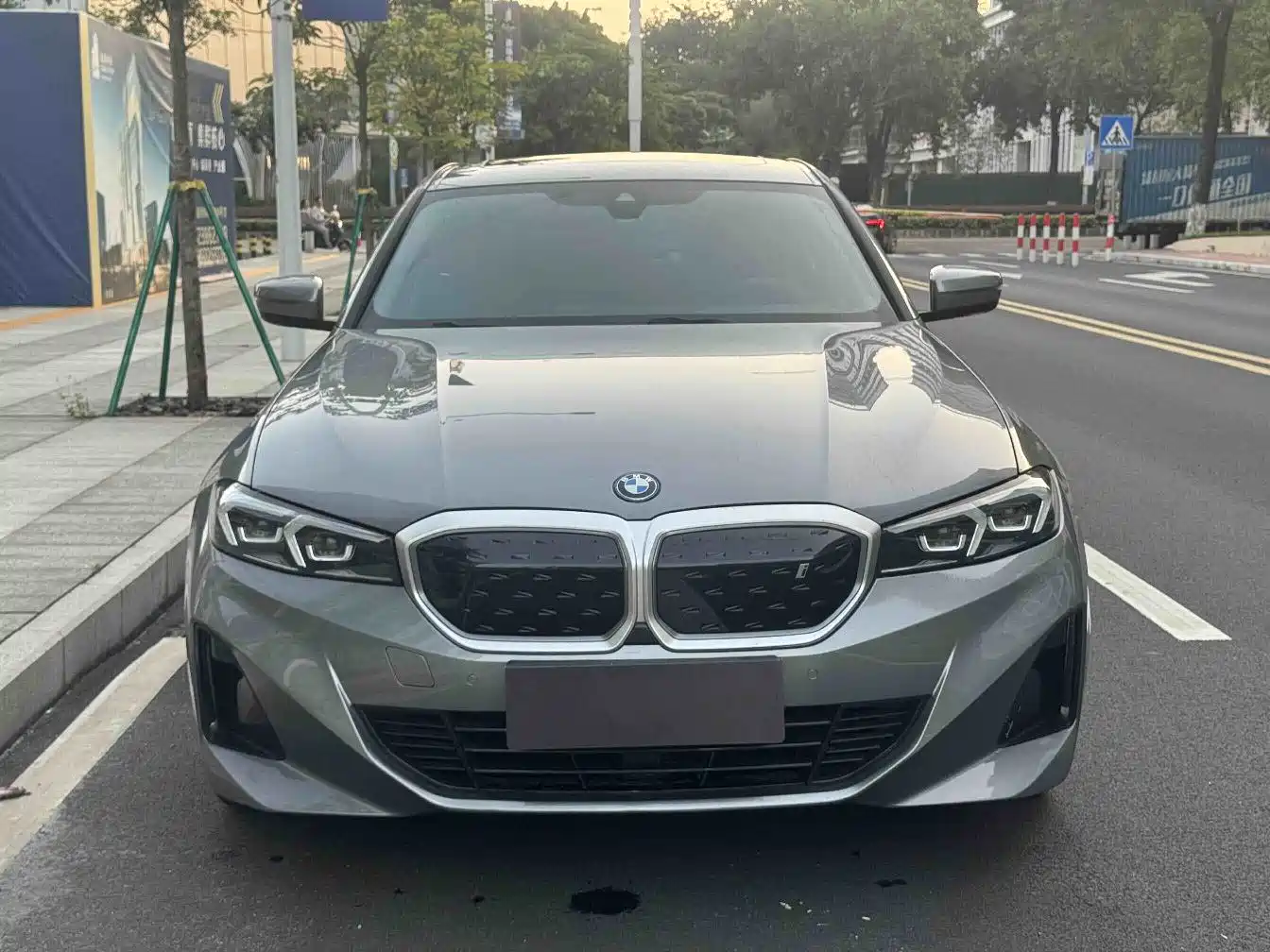 BMW i3 2022 eDrive 35 L фото 4