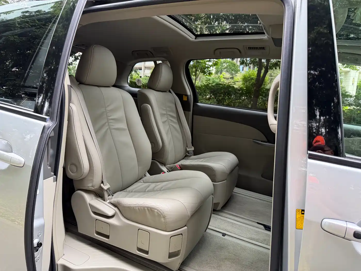 Toyota Previa 2006 Model 2.4L 7-Seater Luxury Edition фото 9