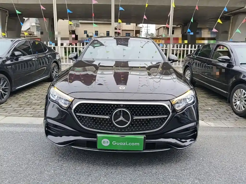 Mercedes-Benz E-Class New Energy 2023 E 350 e L Plug-in Hybrid Sport Sedan фото 3