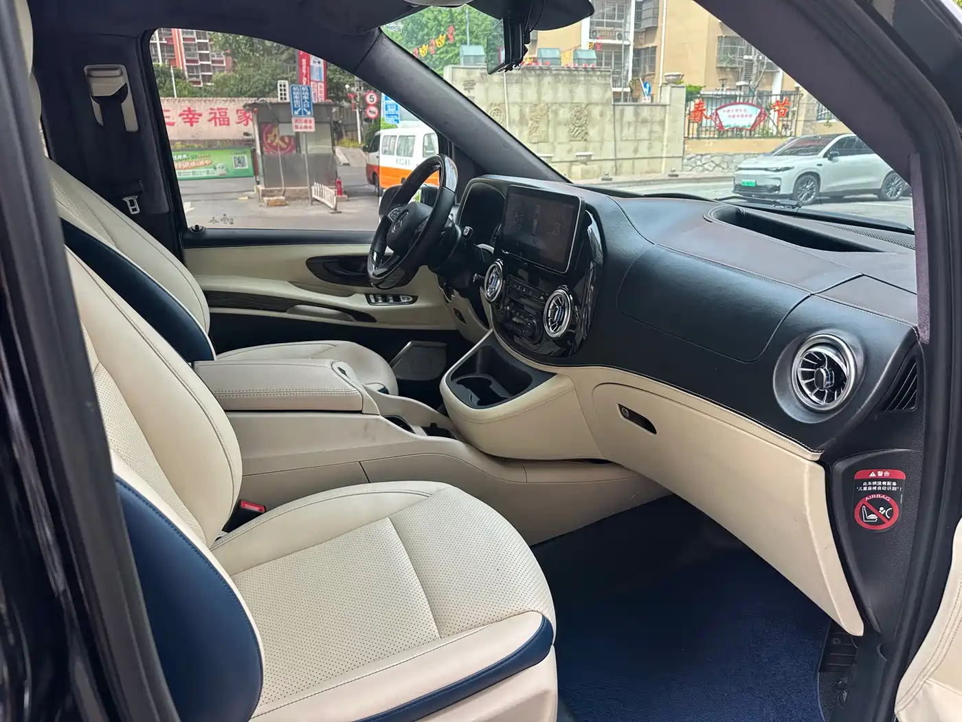 Mercedes-Benz Vito 2021 2.0T Business Edition 7-seater фото 8