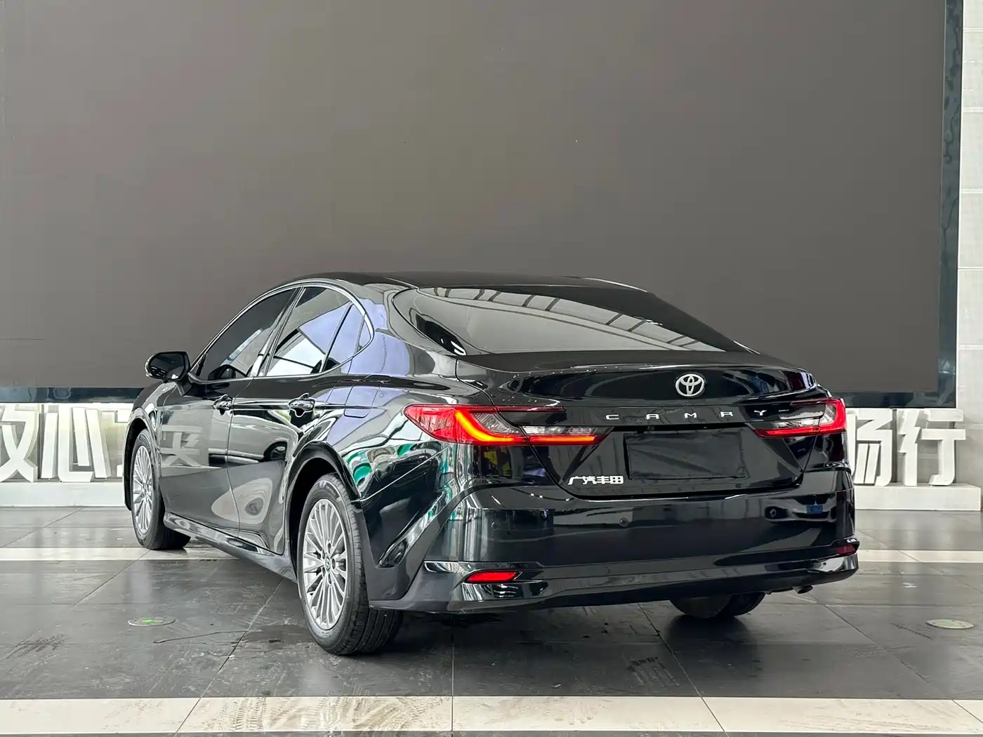 Toyota Camry 2024 2.0E Elite Edition фото 4