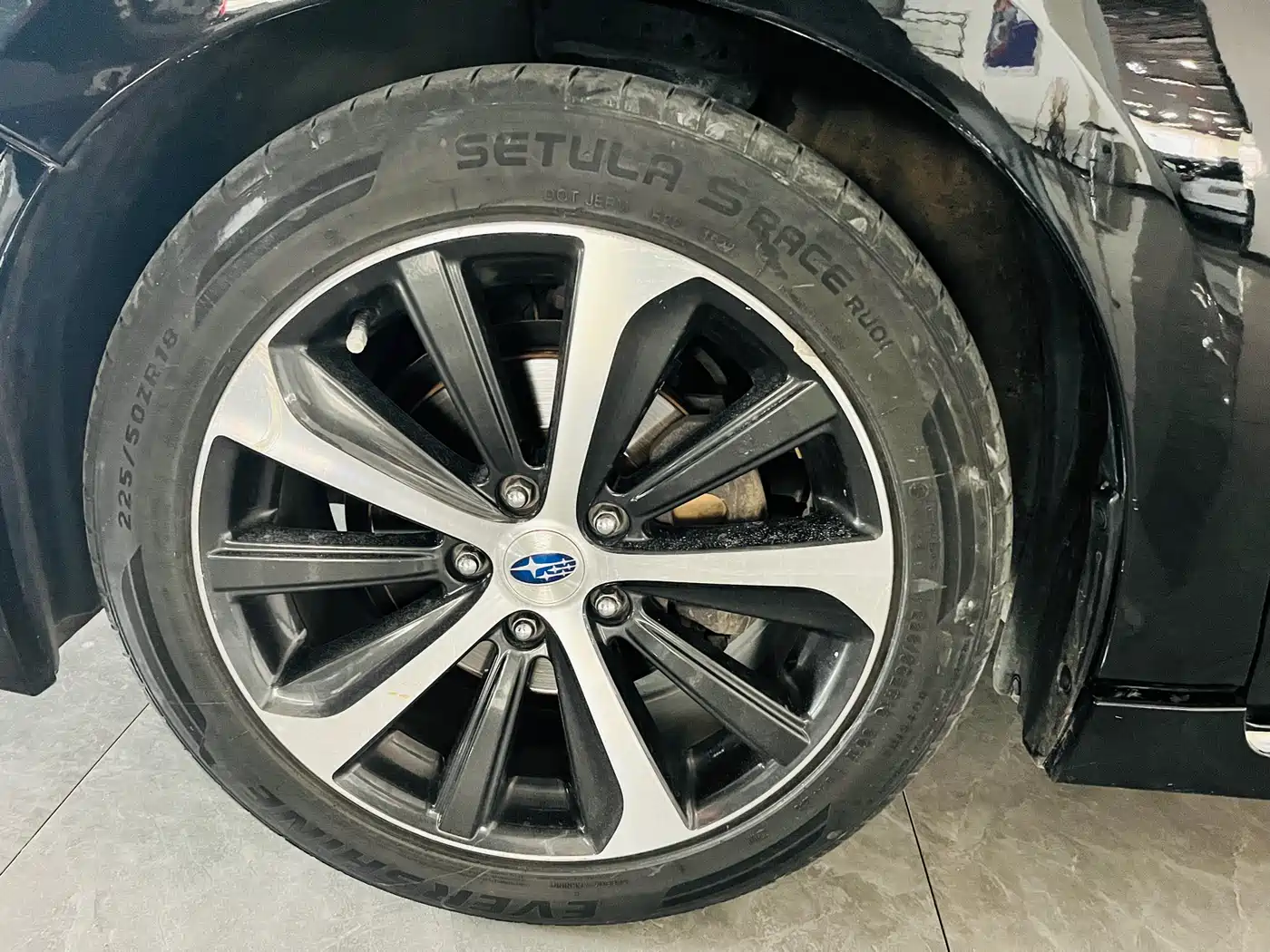 Subaru Legacy 2016 2.5i AWD Glory Edition фото 9