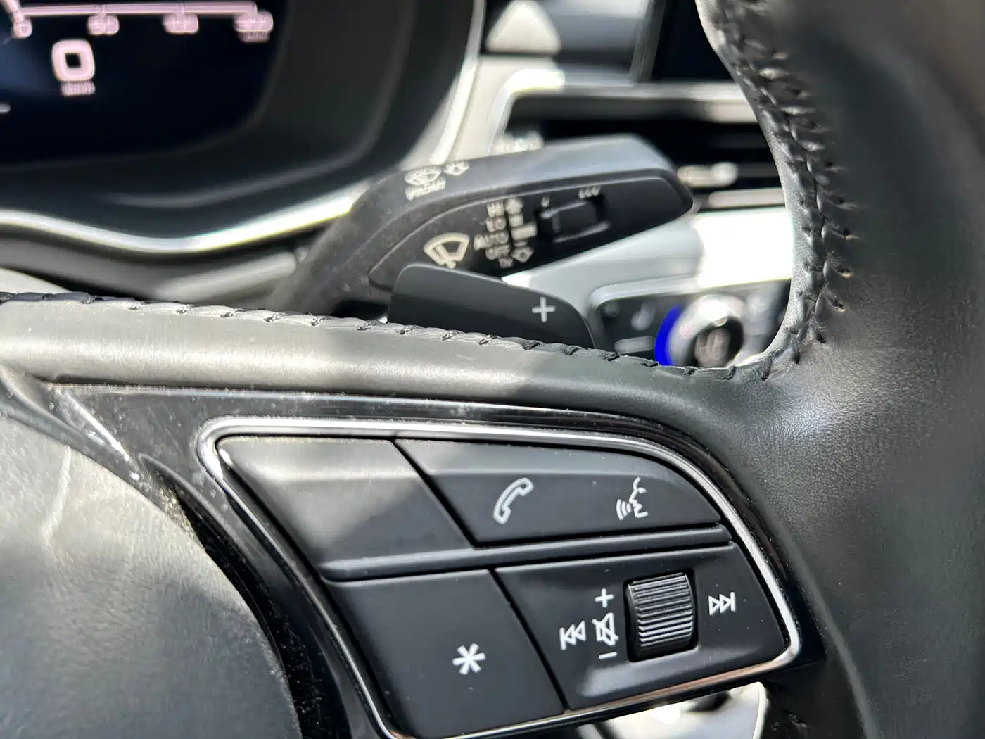 Audi A4L 2020 40 TFSI quattro Luxury Dynamic фото 11