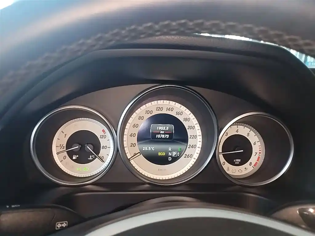 Mercedes-Benz E-Class 2015 Facelift E 200 L Sport фото 12