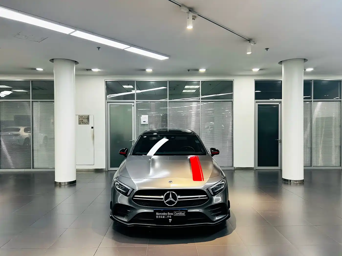Mercedes-Benz A-Class AMG 2022 AMG A 35 L 4MATIC фото 2