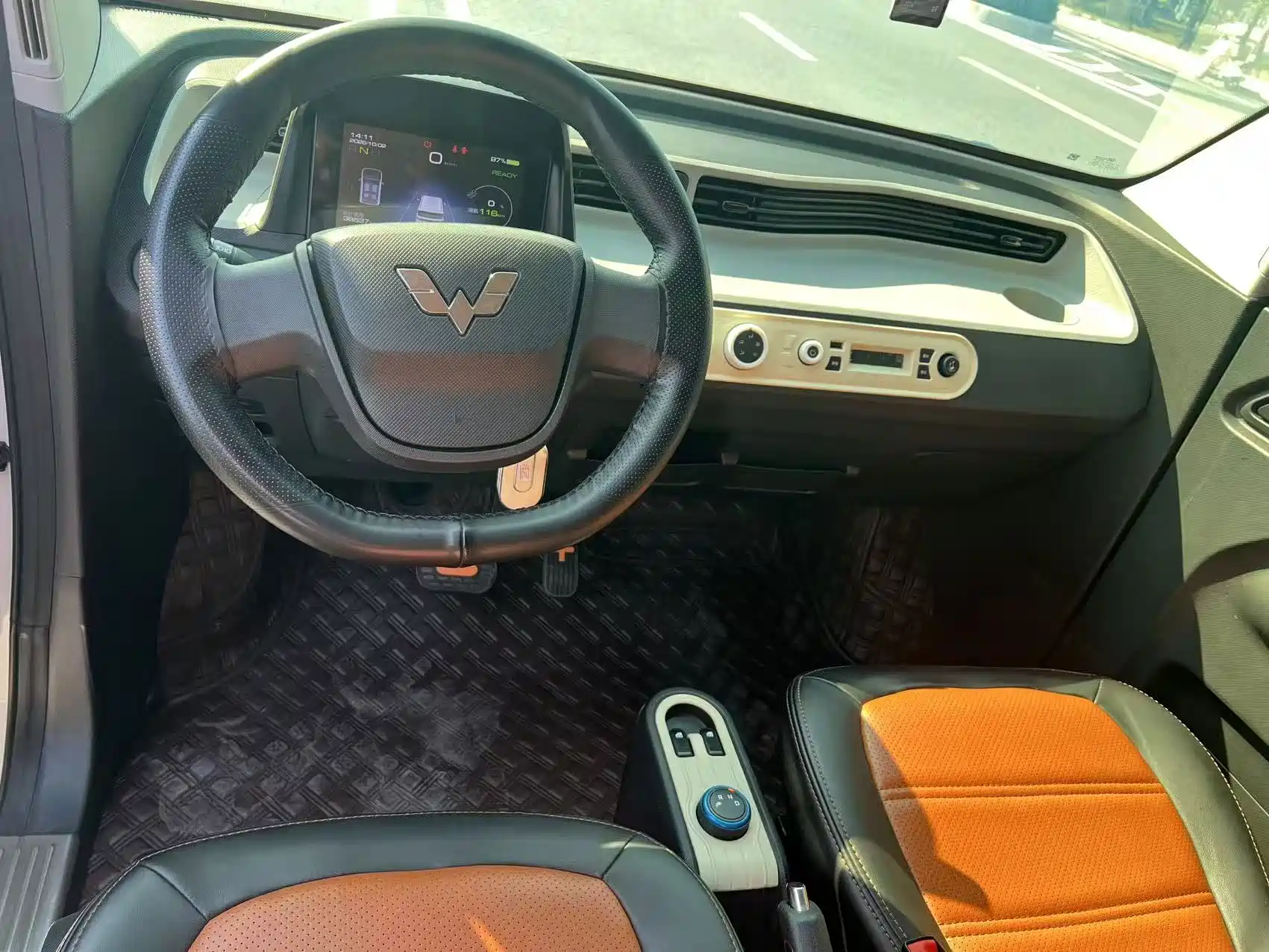 Фото 4 - Wuling Motors Hongguang MINIEV