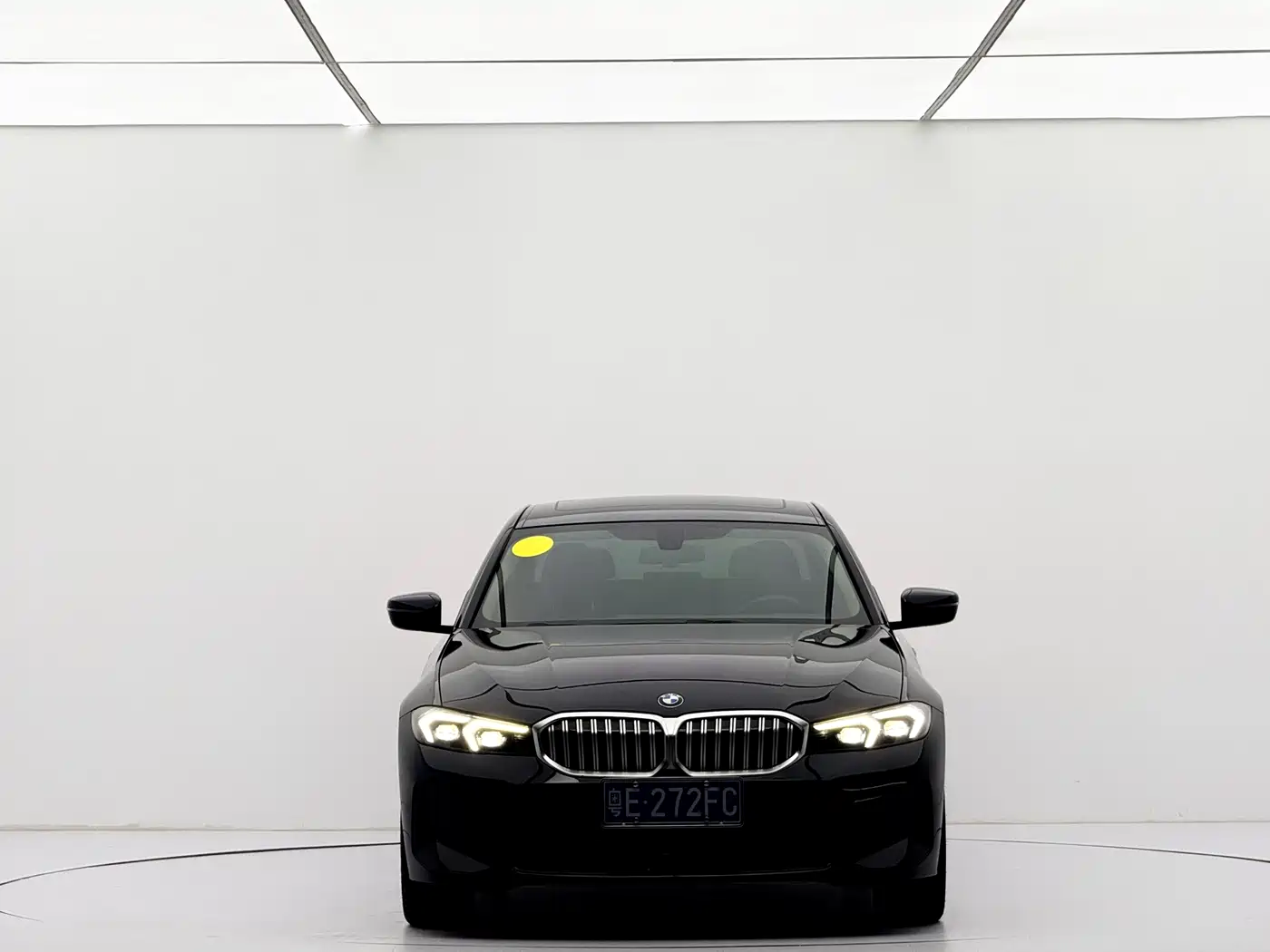 BMW 3 Series 2024 320i M Sport Package фото 2