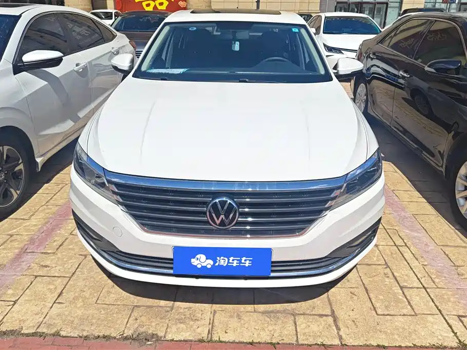 Volkswagen Lavida 2021 1.5L Automatic Vision Edition фото 2