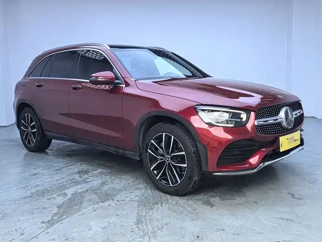 Фото 3 - Mercedes-Benz GLC