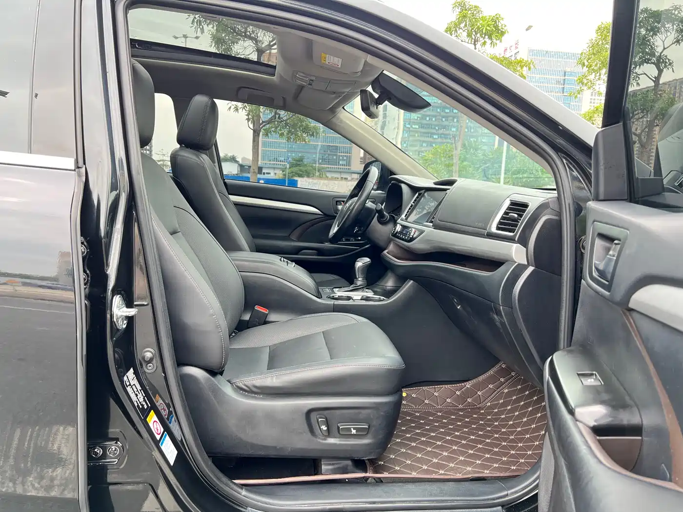 Toyota Highlander 2021 2.0T AWD Luxury 7-Seater фото 17