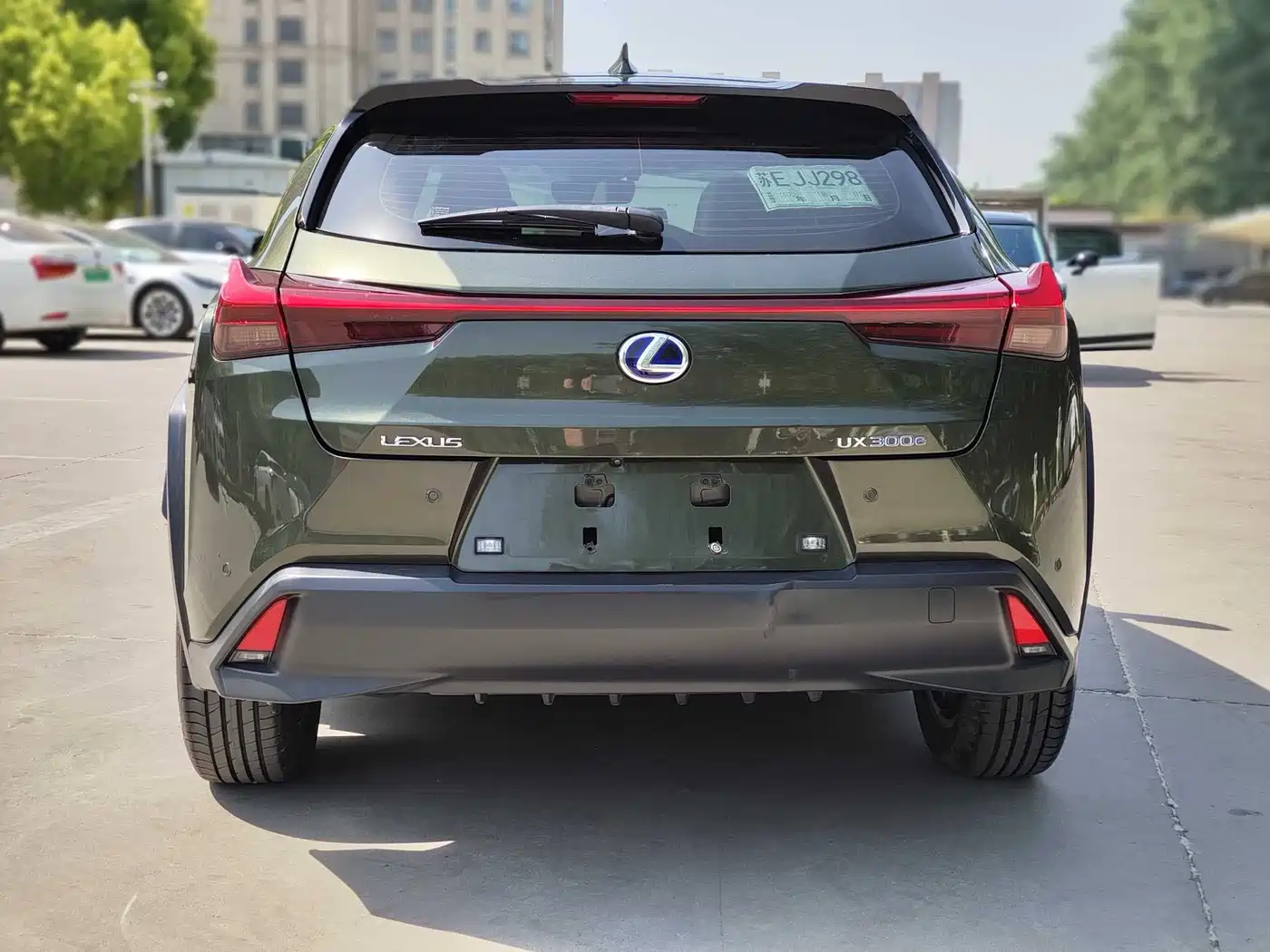Lexus UX Electric 2020 300e Pure Enjoyment Edition фото 5