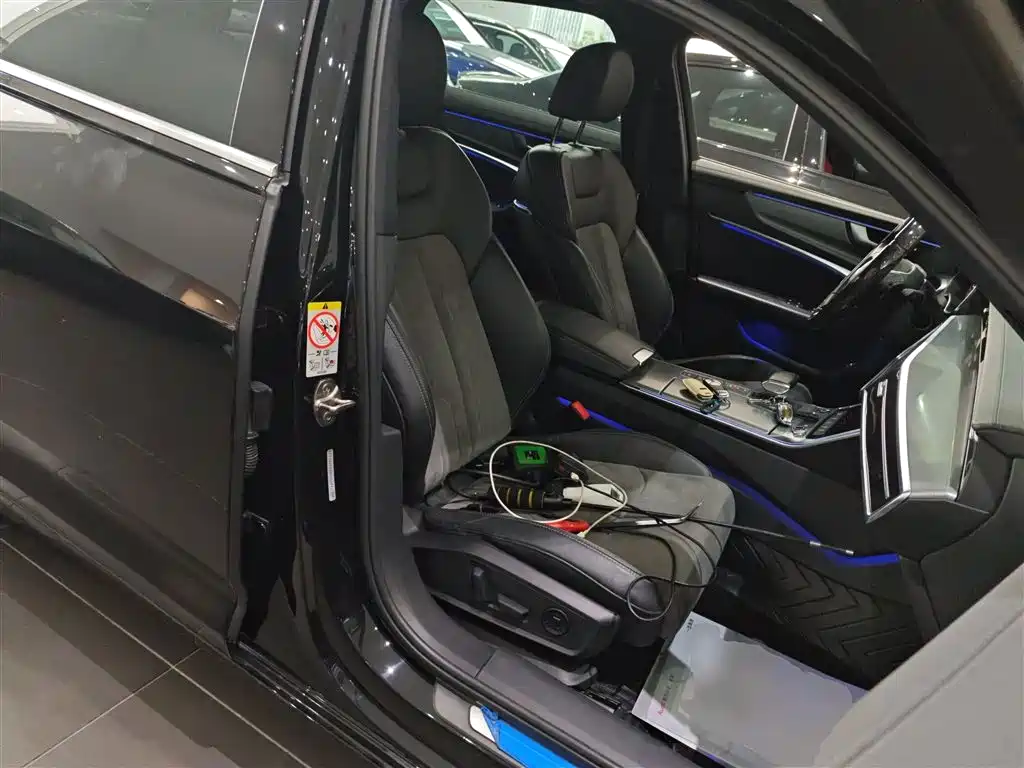 Audi A6L 2022 40 TFSI Luxury Dynamic фото 20