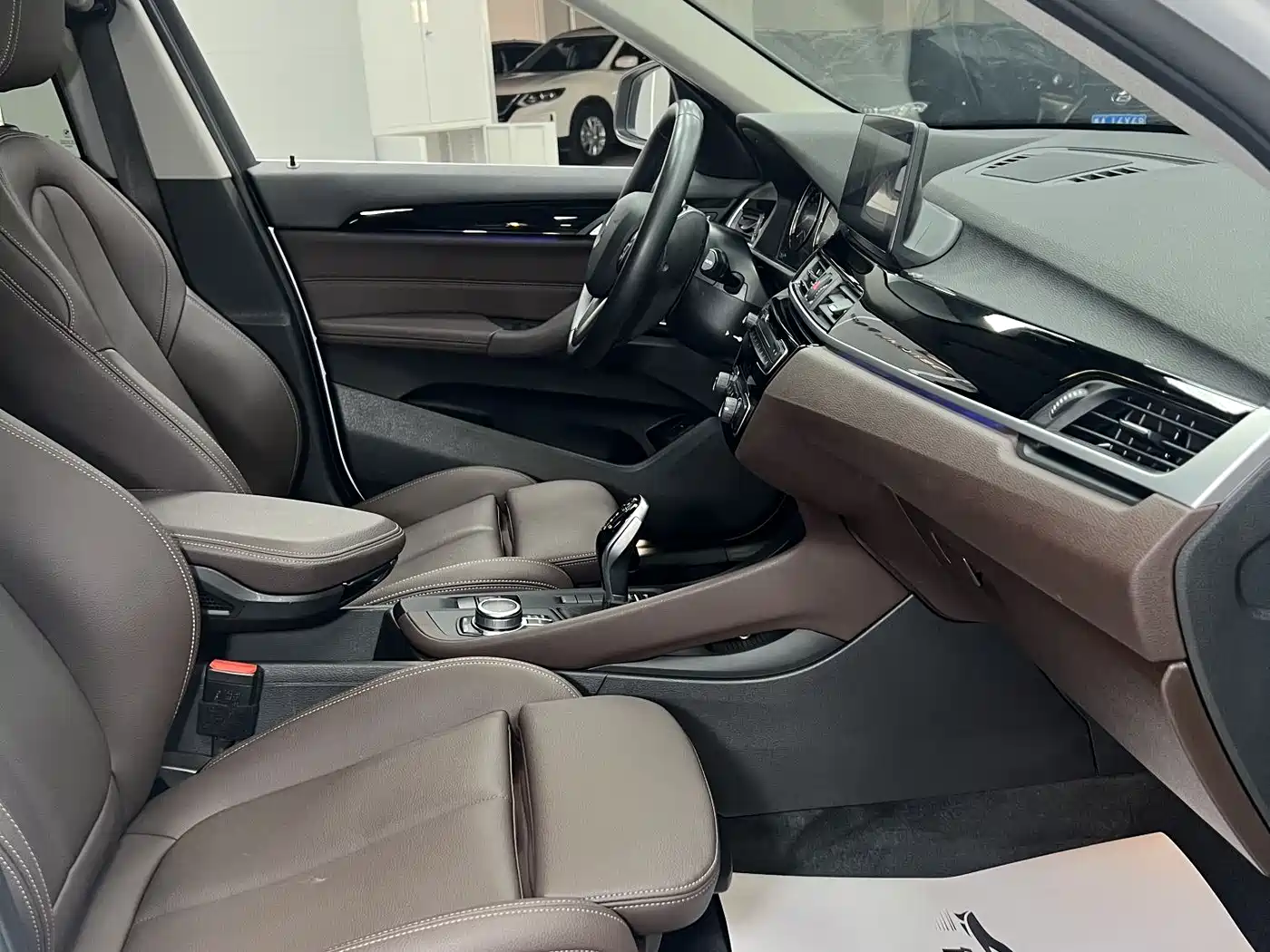 BMW X1 2021 sDrive20Li Fashion фото 11