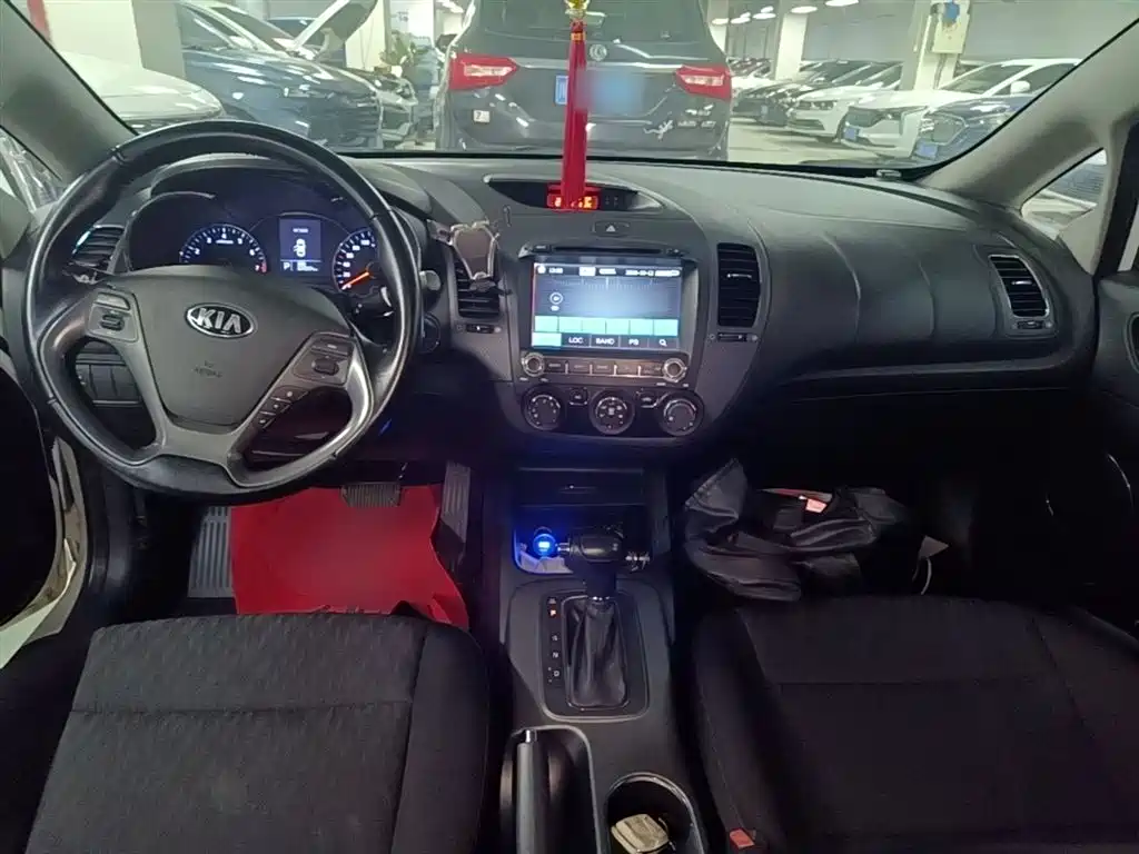 Kia K3 2015 1.6L Automatic GLS фото 10