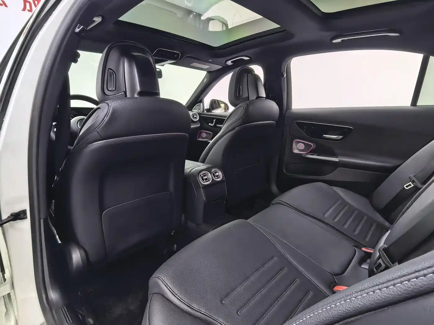 Mercedes-Benz C-Class 2024 Facelift C 260 L Sport фото 16
