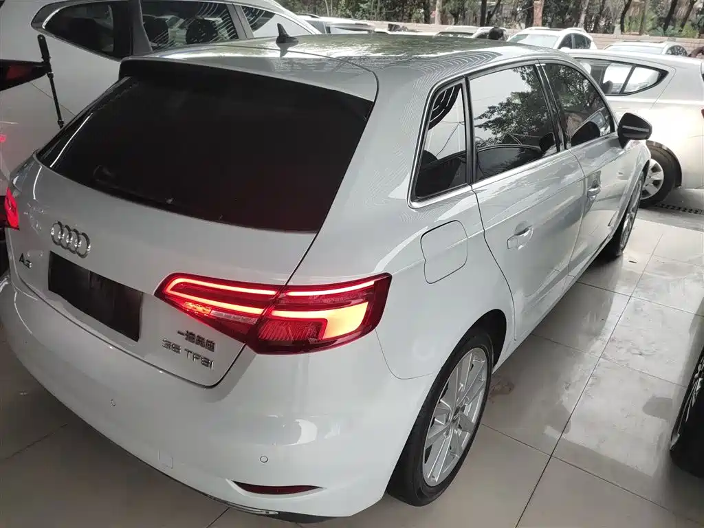 Audi A3 2019 Sportback 35 TFSI Progressive China V фото 7