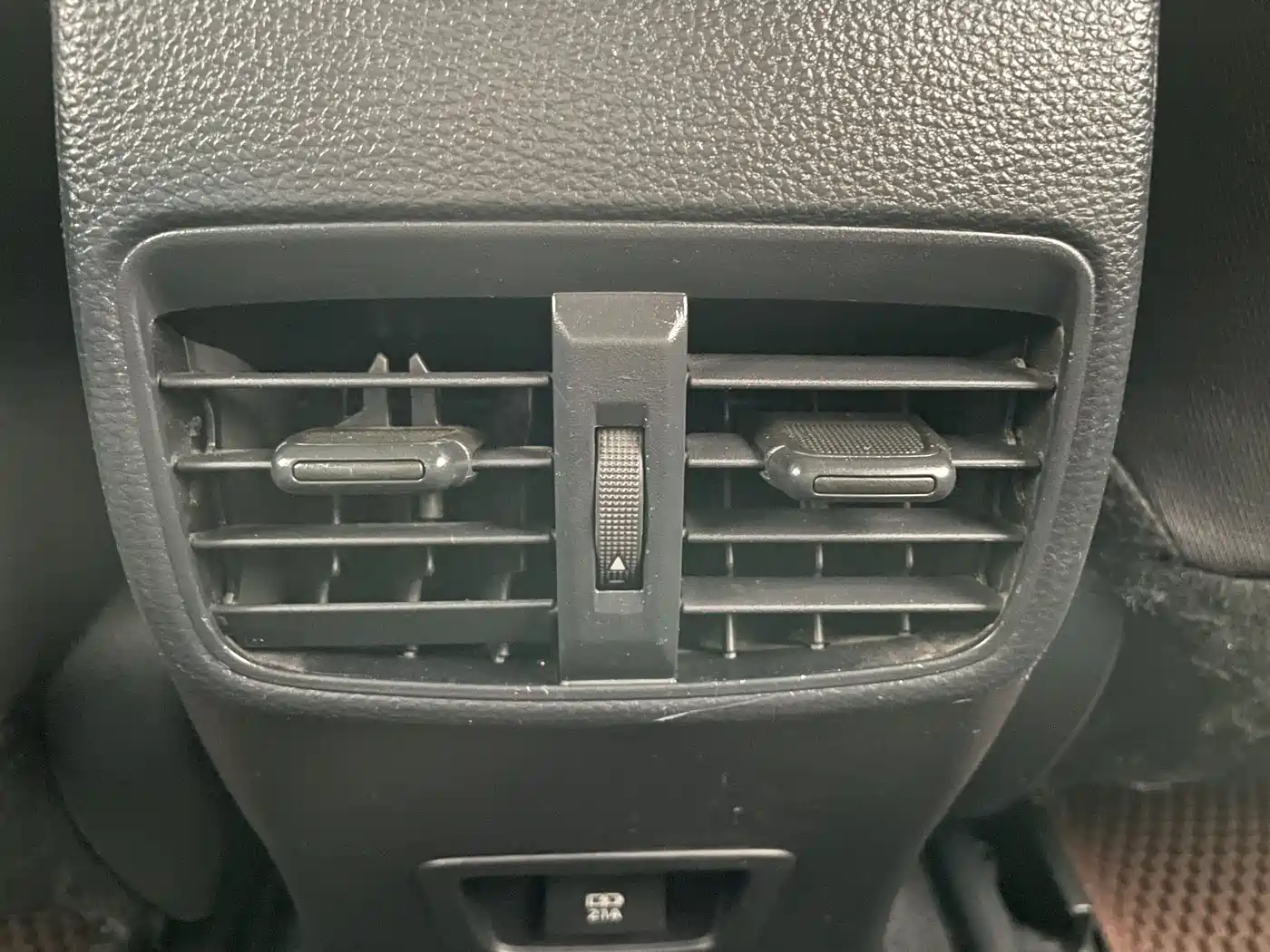 Toyota Levin 2021 Dual Hybrid 1.8H E-CVT Leading Edition фото 10