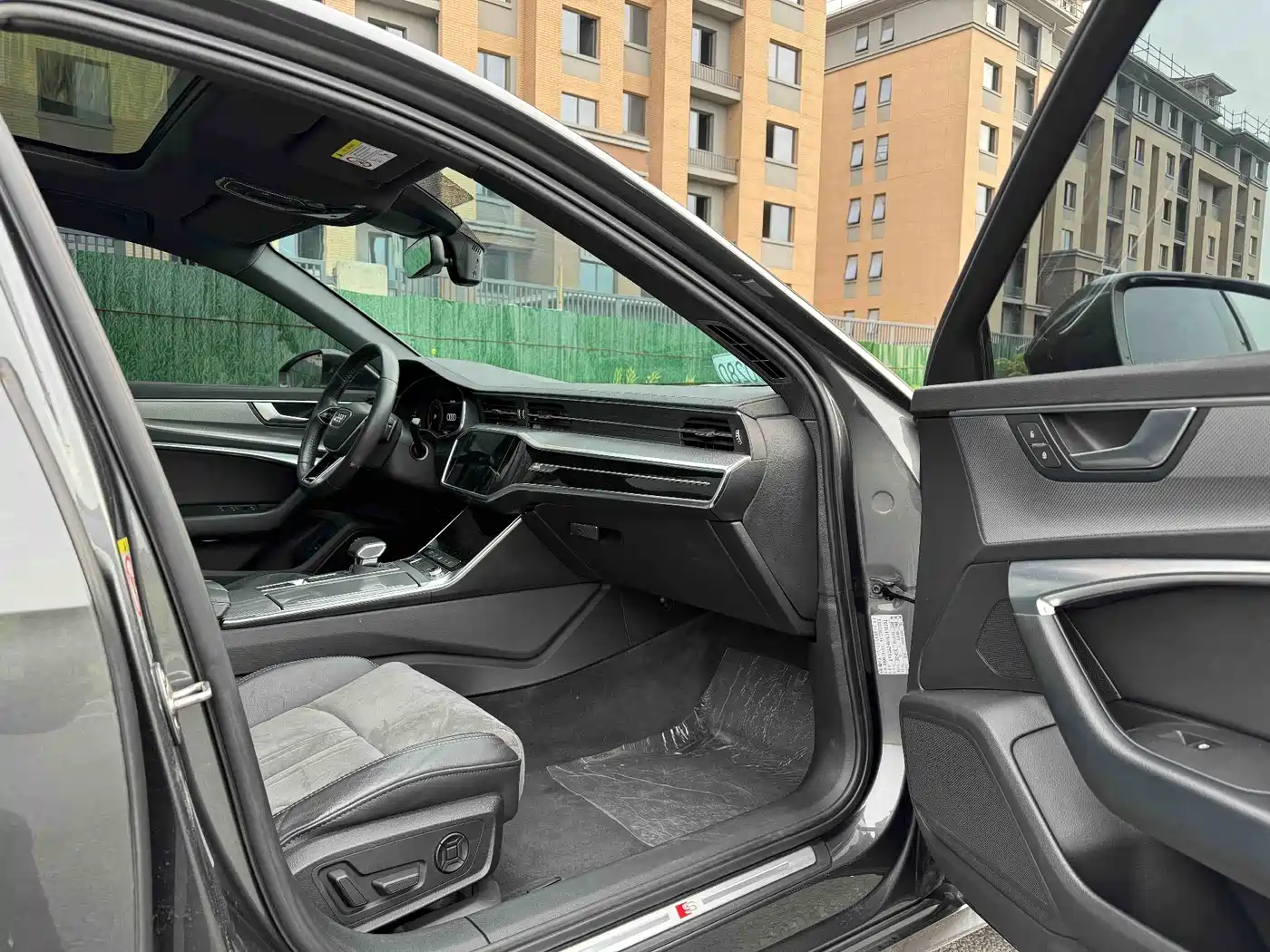 Audi A6L 2021 45 TFSI Exclusive Sport фото 4