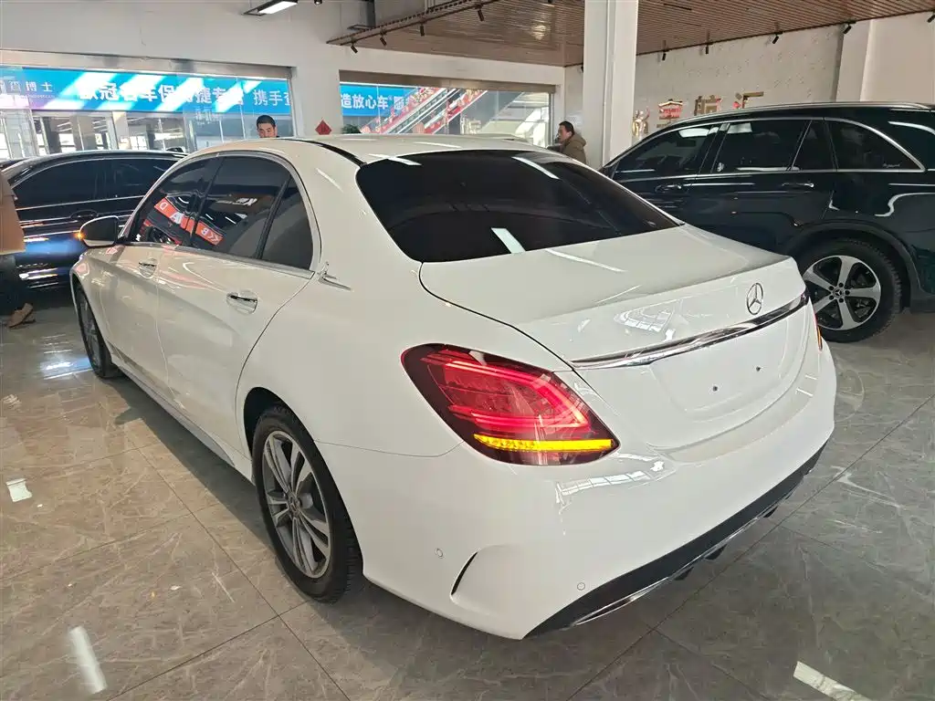 Mercedes-Benz C-Class 2020 Facelift C 200 L Fashion Sport Version фото 5