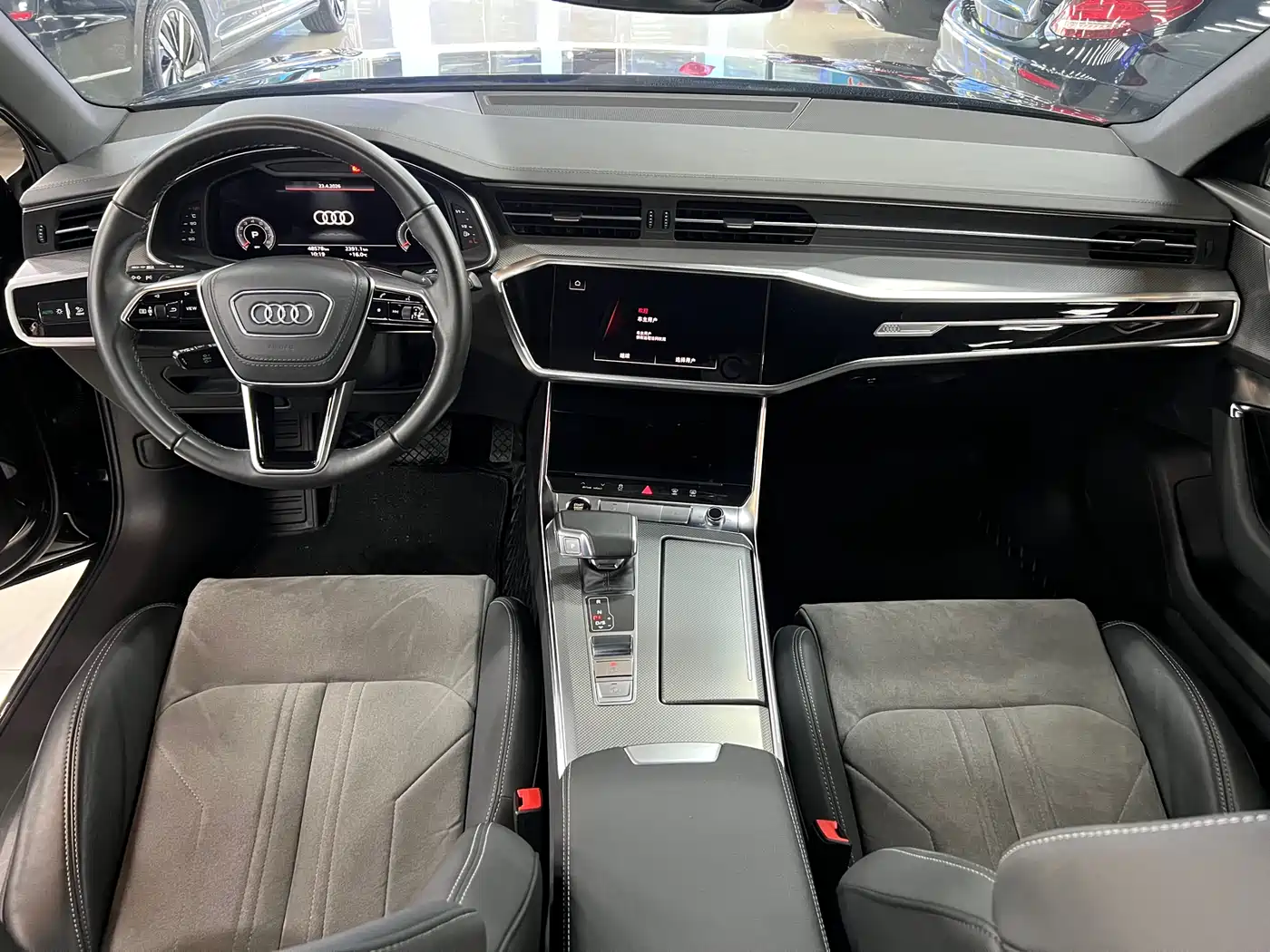 Audi A6L 2024 40 TFSI Luxury Dynamic фото 6