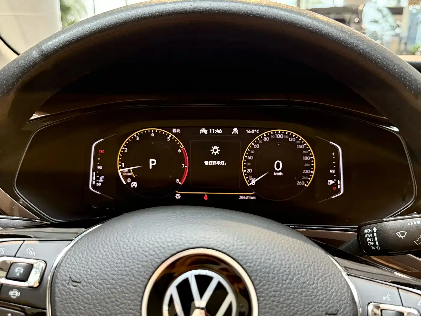 Volkswagen Tharu 2022 280TSI FWD Luxury Edition фото 14