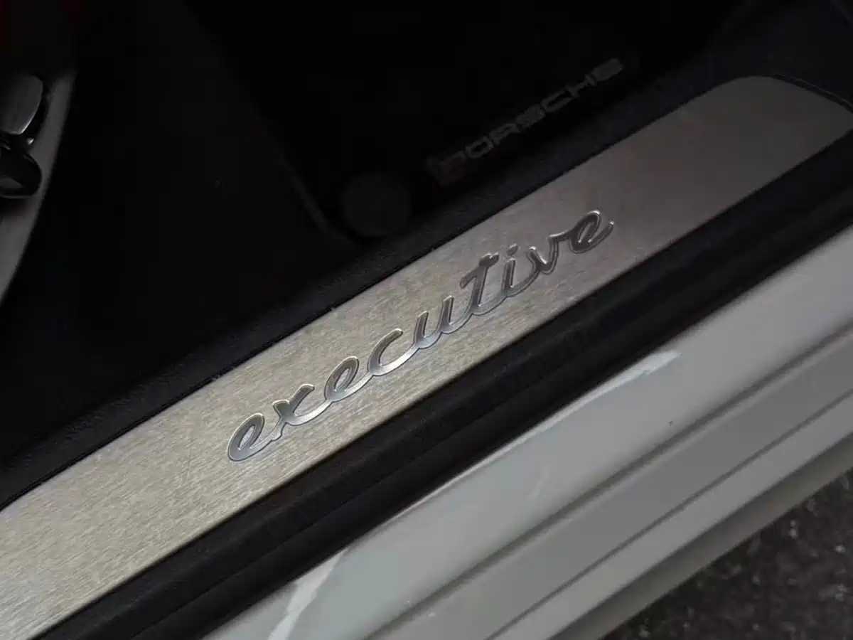 Porsche Panamera 2014 Panamera S Executive 3.0T фото 16