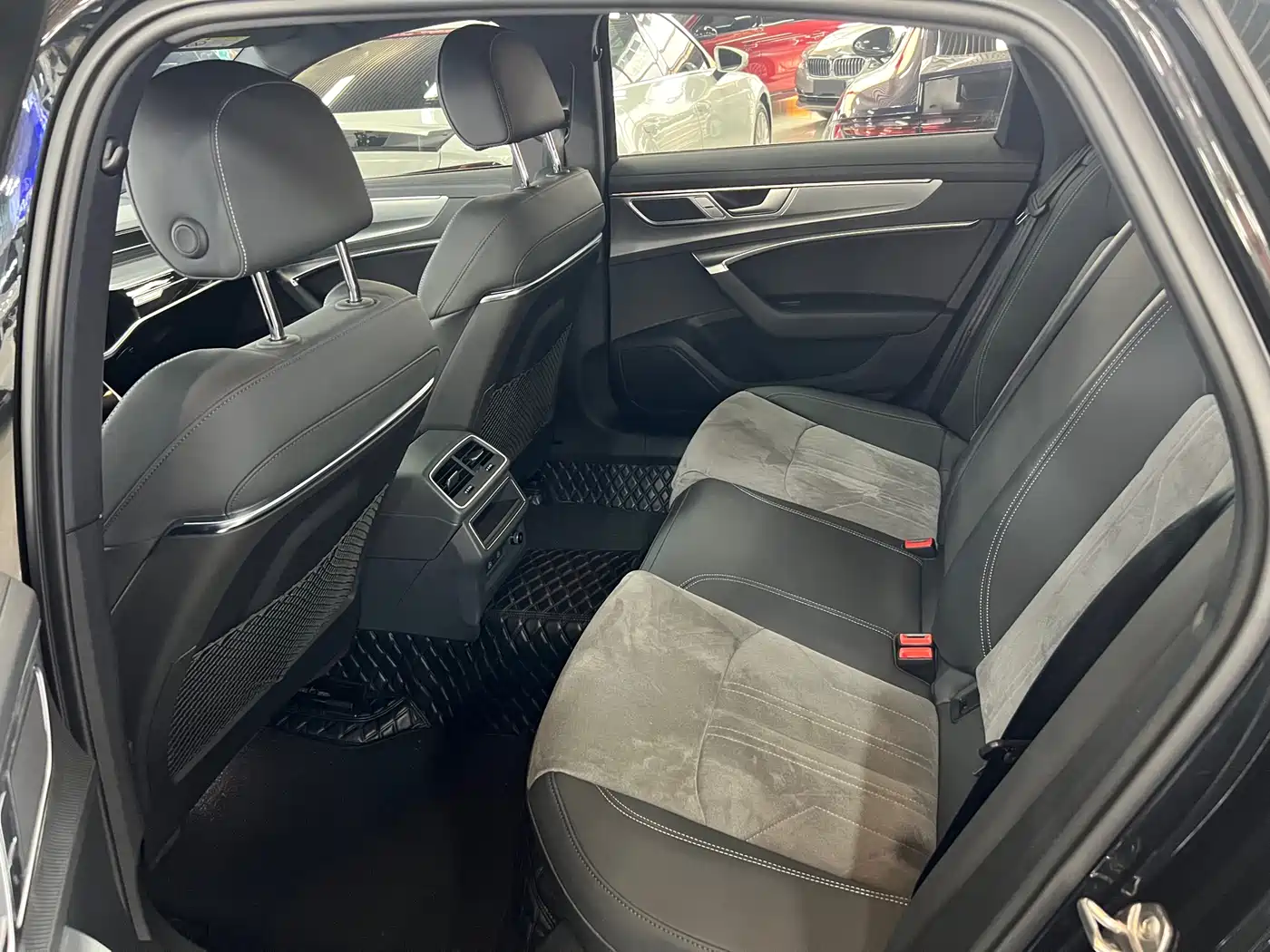 Audi A6L 2024 40 TFSI Luxury Dynamic фото 5