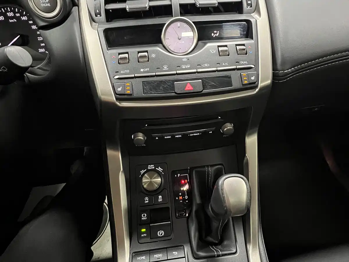 Lexus NX 2020 200 AWD F Sport China VI фото 18