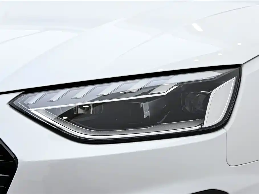 Audi A4L 2024 40 TFSI Luxury Dynamic фото 10