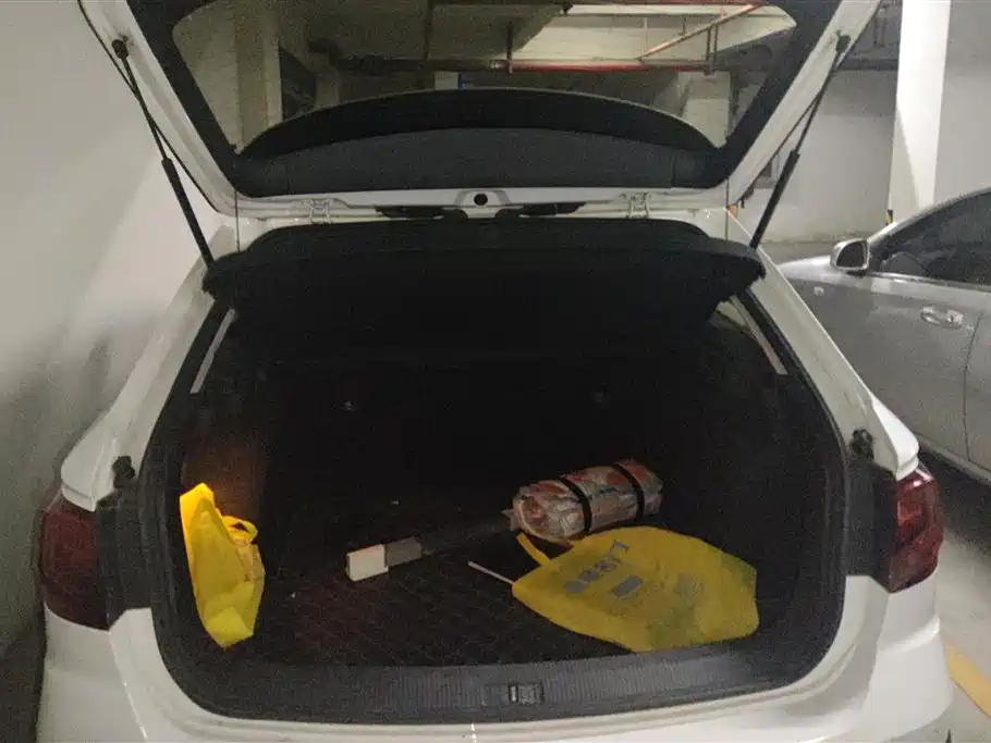 Volkswagen C-TREK 2018 1.5L Automatic Comfort фото 4