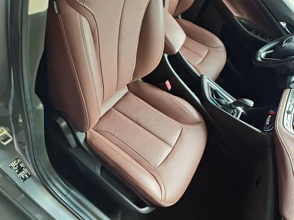 Buick GL6 2018 18T 6-Seater Luxury фото 25