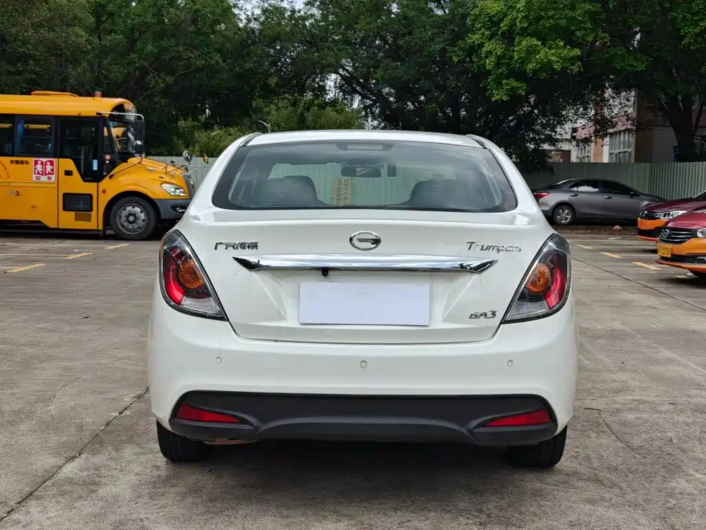 GAC Trumpchi Trumpchi GA3 2015 2013 1.6L Auto Elite ESP Edition
