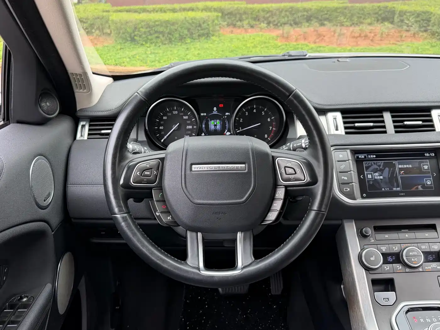 Land Rover Range Rover Evoque 2016 2.0T SE ZhiYao фото 10