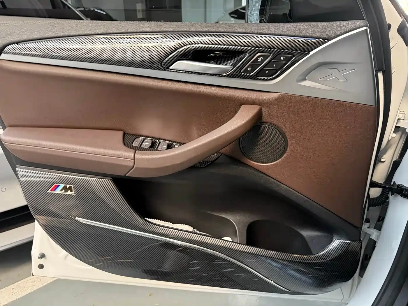 BMW iX3 2022 Leading Edition фото 5