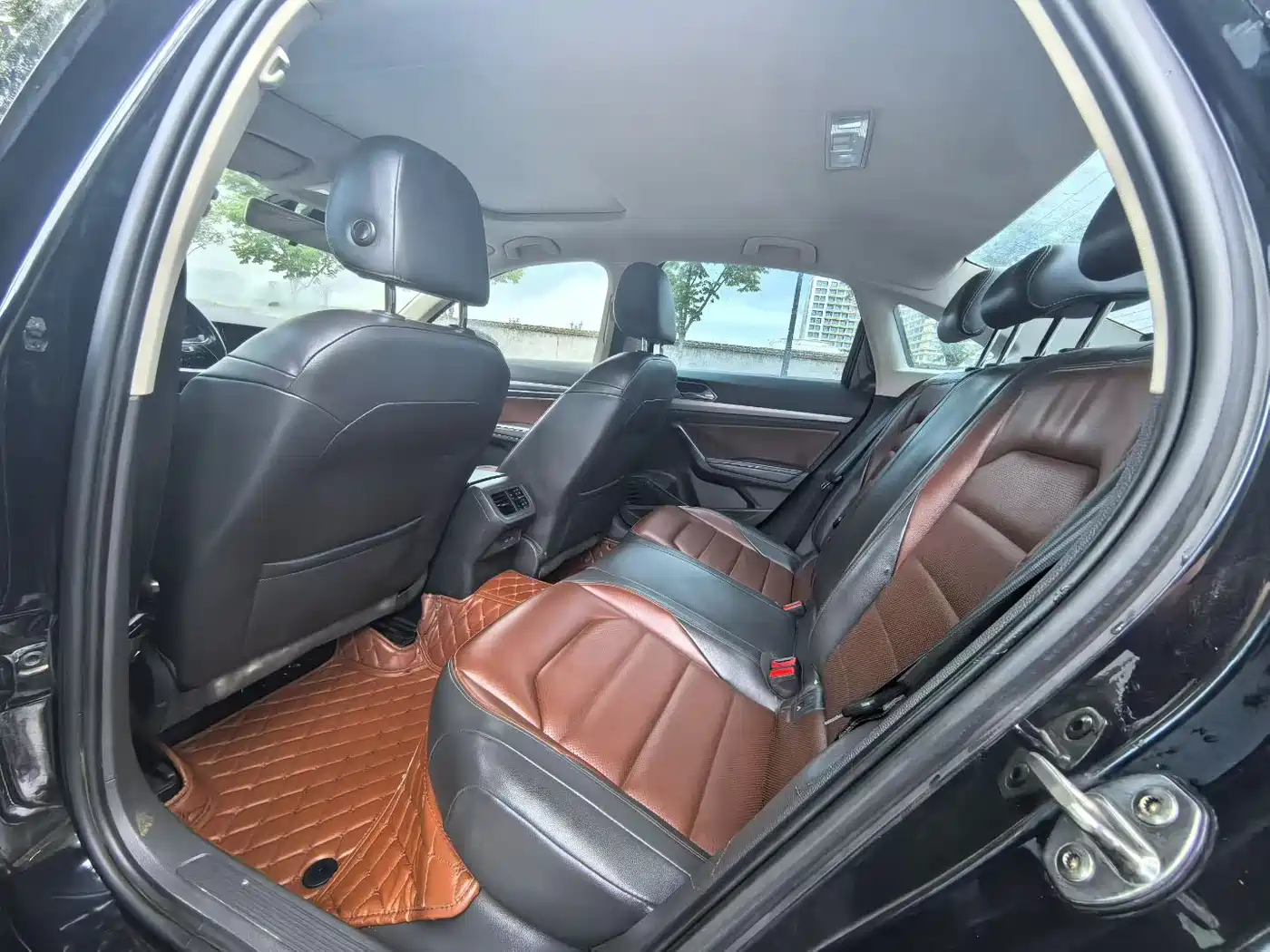 Volkswagen Lavida 2019 280TSI DSG Luxury Edition China VI фото 5