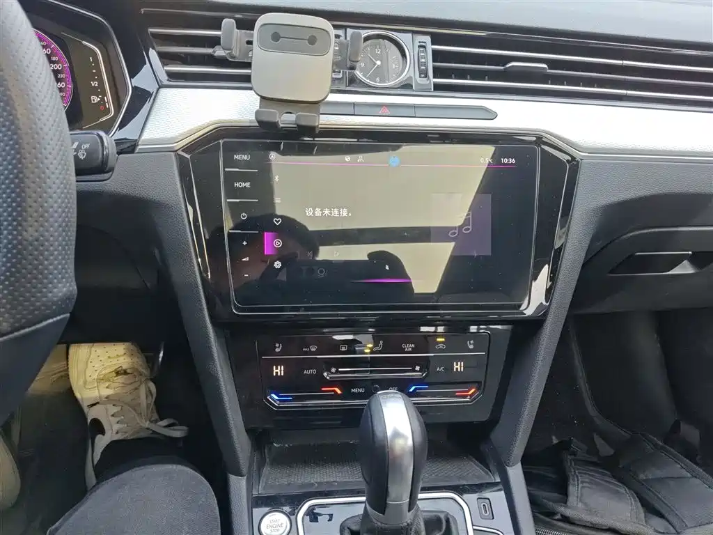 Volkswagen Magotan 2023 Model 2 Million Commemorative Edition 330TSI DSG Luxury фото 13