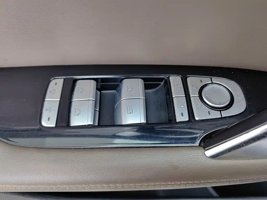 BYD Tang 2020 2021 2.0T Automatic Flagship