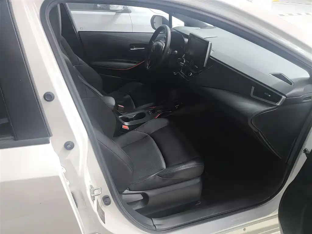 Toyota Levin 2022 185T CVT Sport Edition фото 6