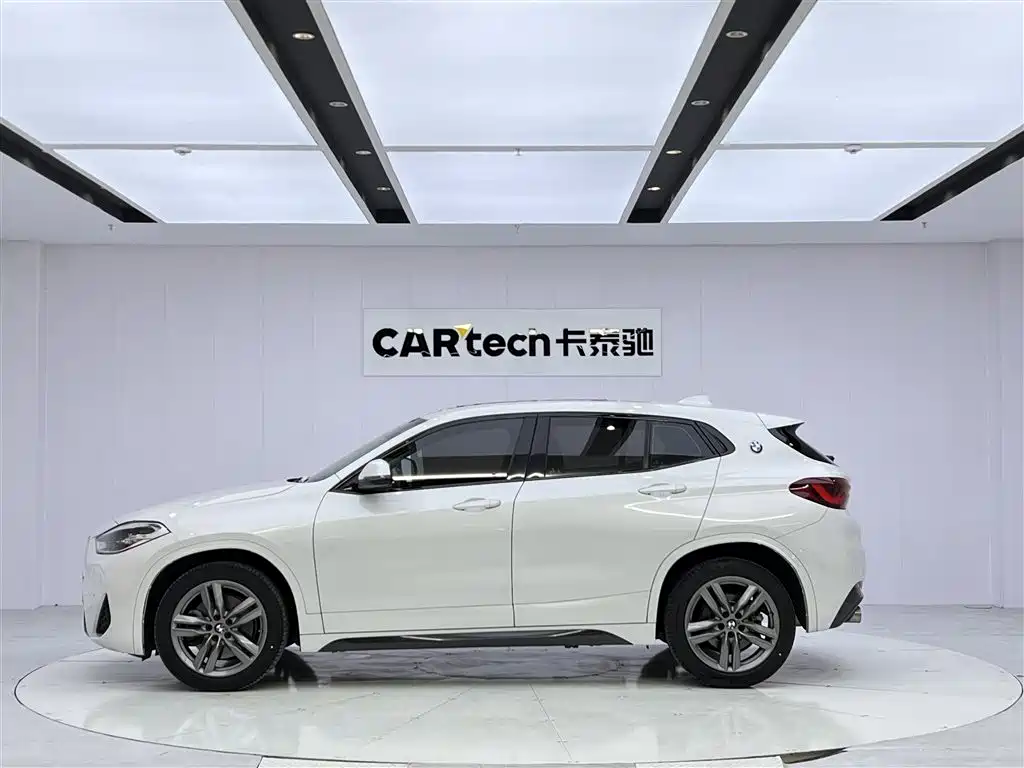 BMW X2 2020 sDrive25i Leading M Sport Package фото 7