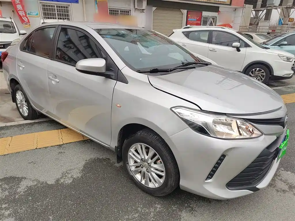 Toyota Vios 2017 1.5L CVT Pioneer фото 4