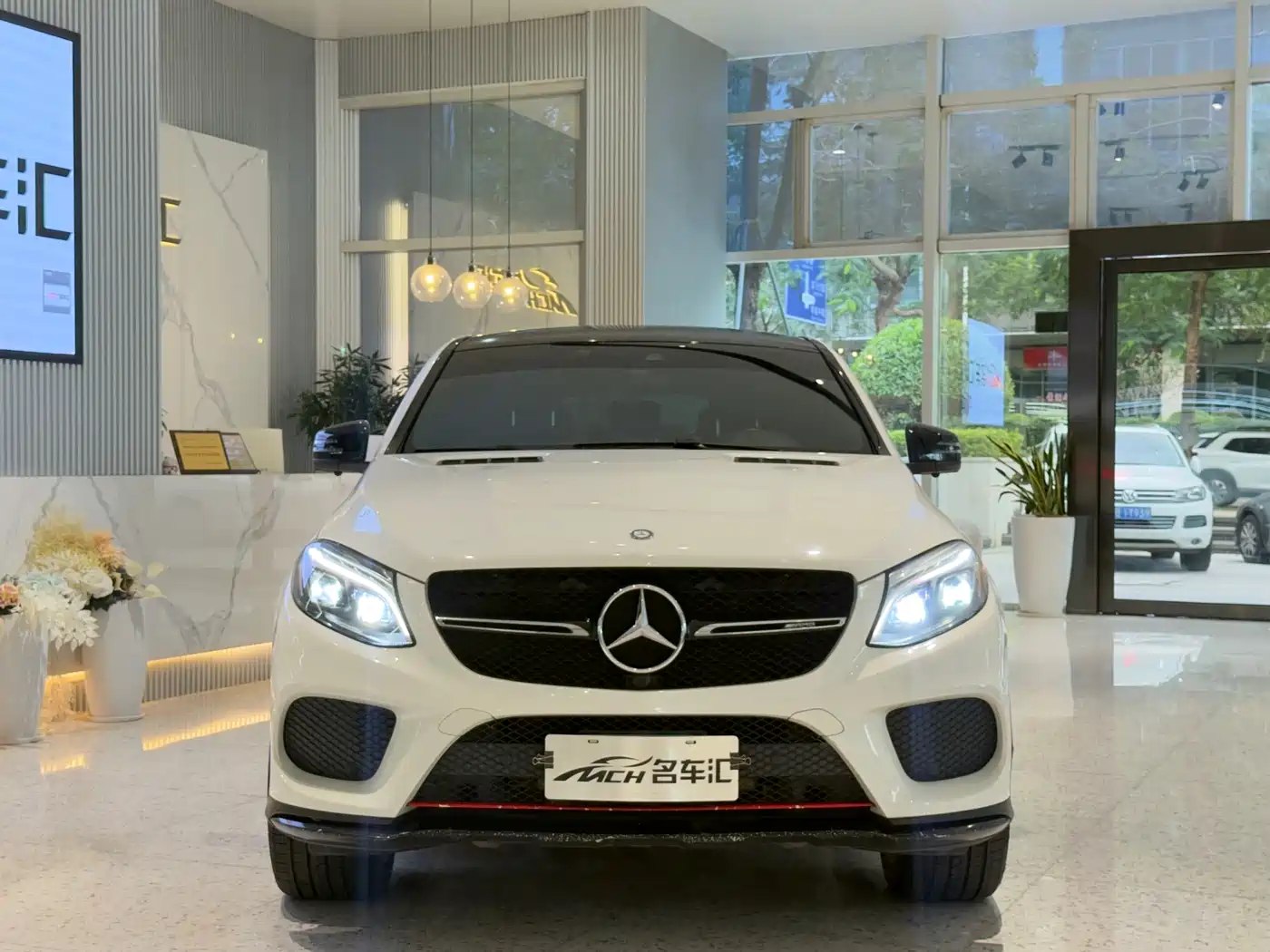 Mercedes-Benz GLE Coupe AMG 2017 AMG GLE 43 4MATIC Coupe SUV фото 2