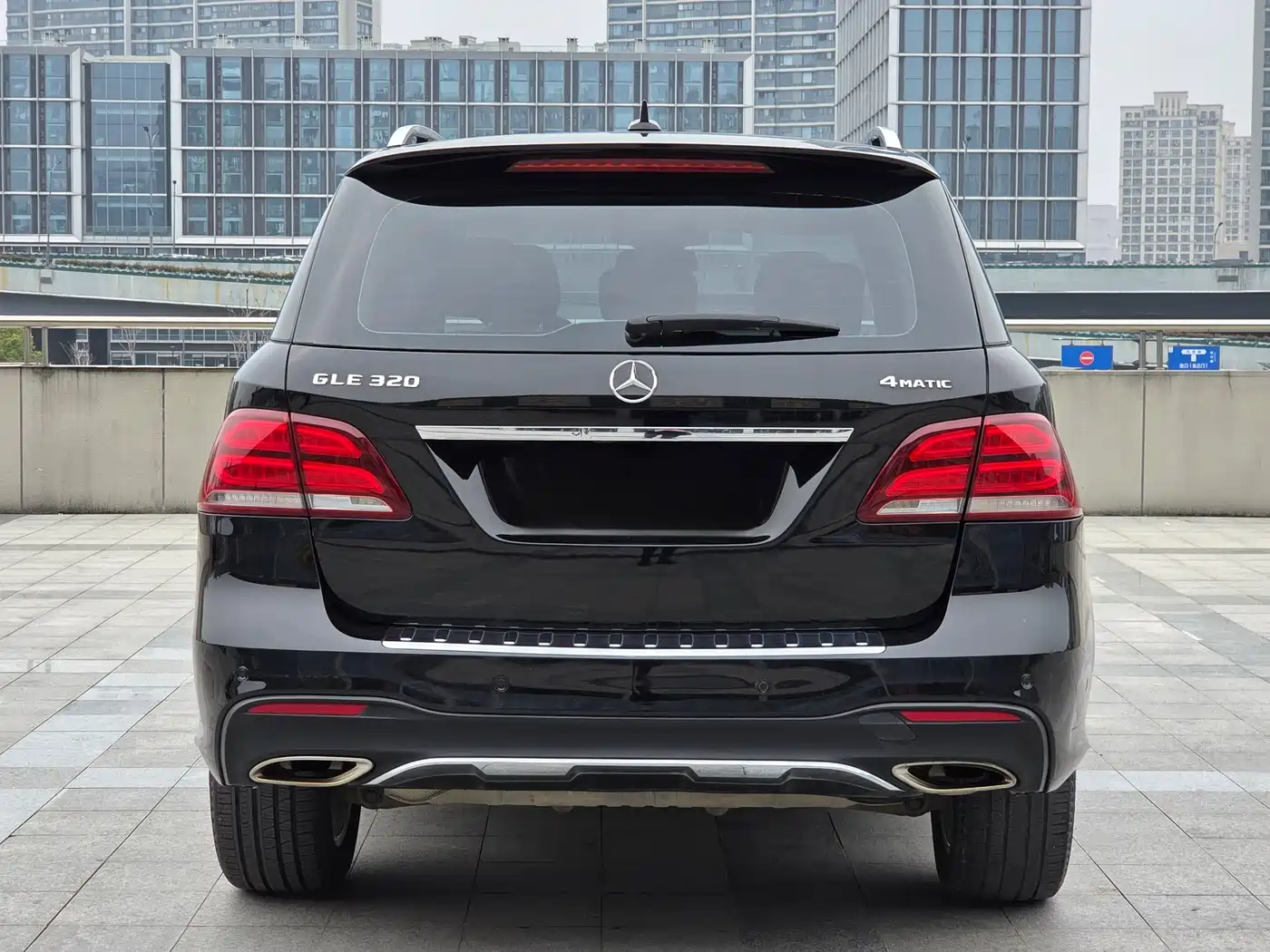Mercedes-Benz GLE 2017 GLE 320 4MATIC Luxury фото 17