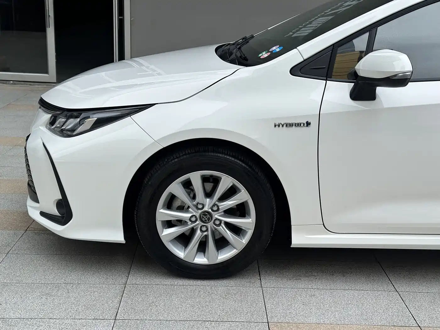 Toyota Corolla 2023 1.8L Smart Hybrid Dual Engine Elite Edition фото 18