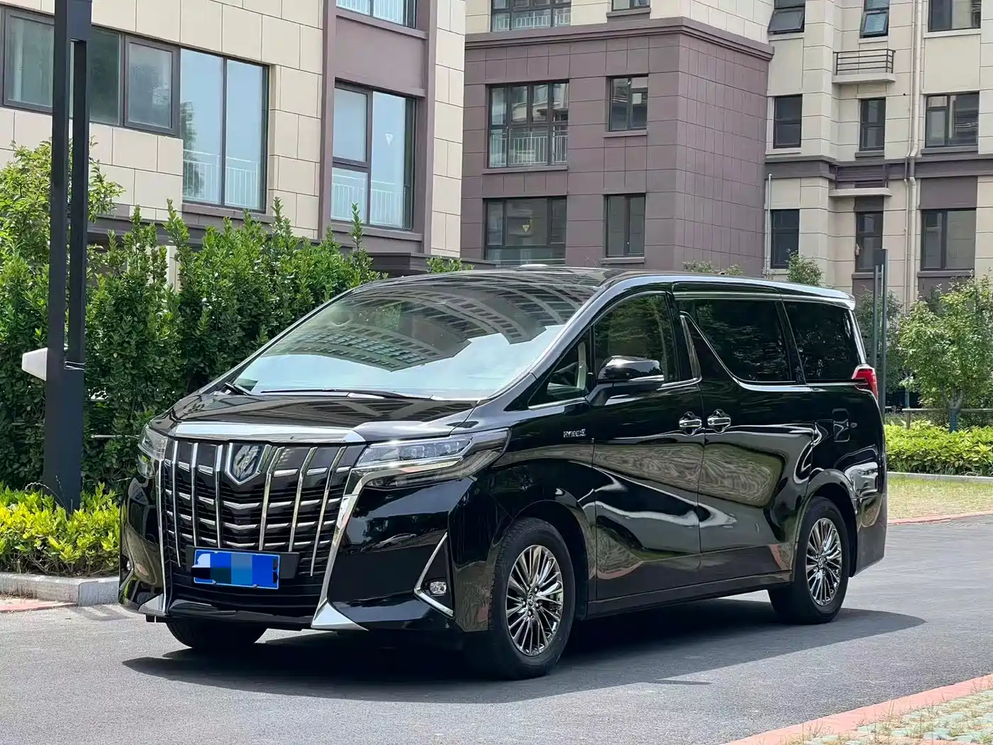 Toyota Alphard 2021 Hybrid 2.5L Premium