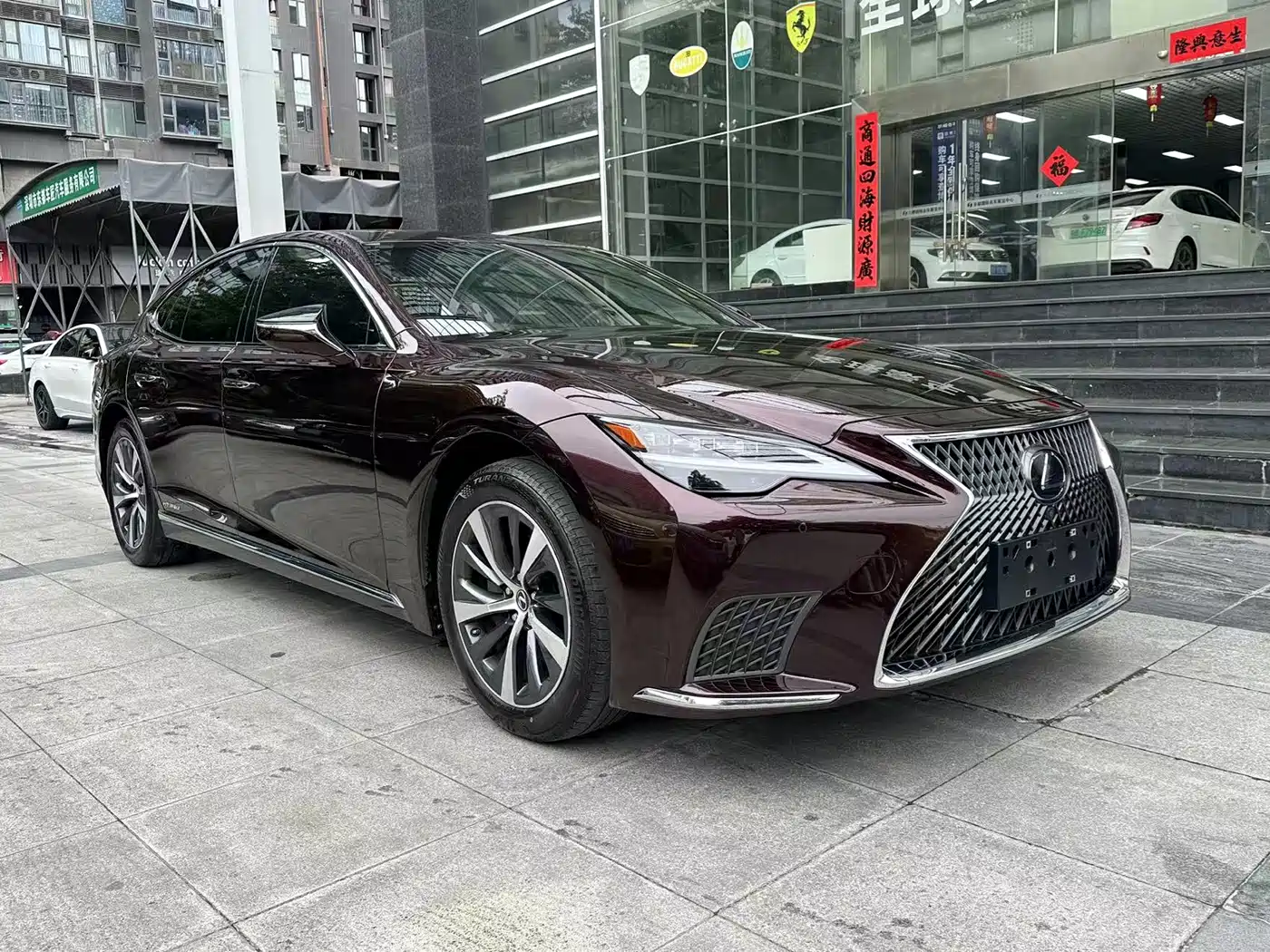 Lexus LS 2021 500h Excellence Edition фото 3