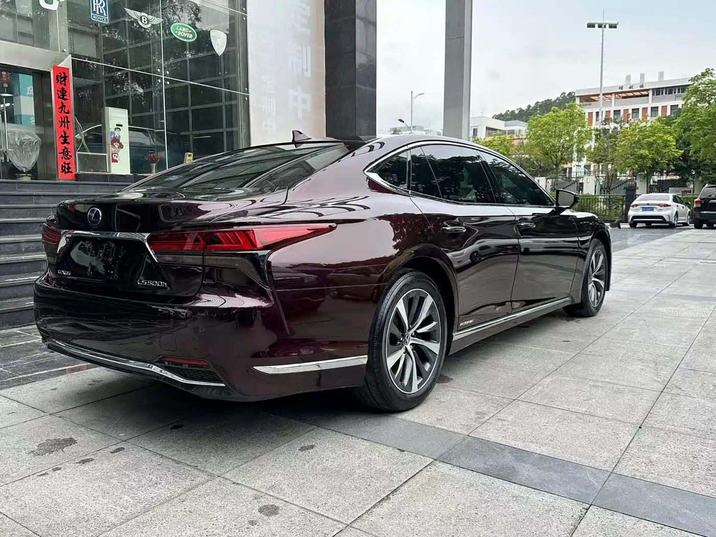 Lexus LS 2021 500h Excellence Edition фото 7