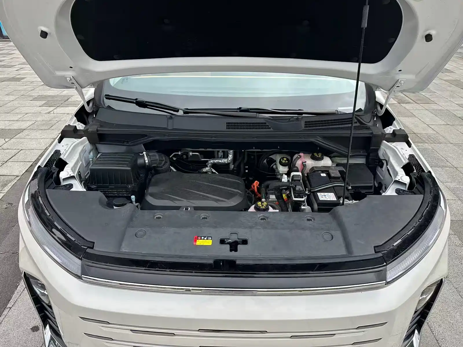 Фото 37 - Maxus Maxus G50 PHEV