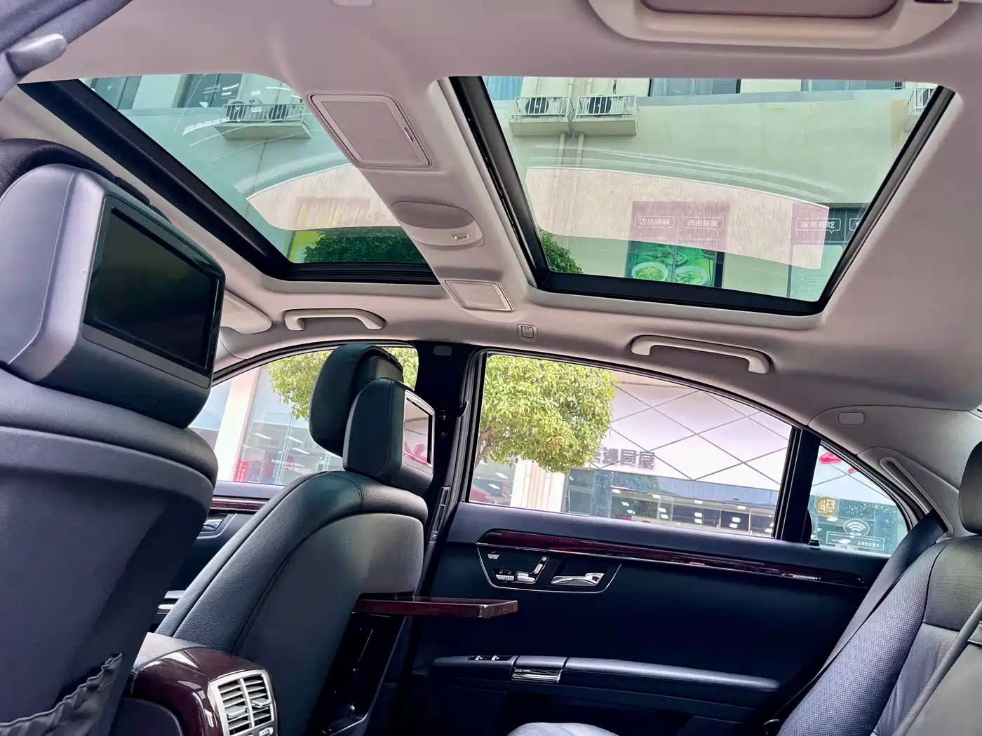 Mercedes-Benz S-Class 2012 S 350 L Grand Edition фото 15