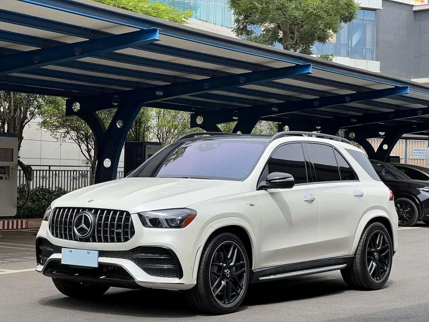 Mercedes-Benz GLE AMG 2023 AMG GLE 53 4MATIC+ фото 16