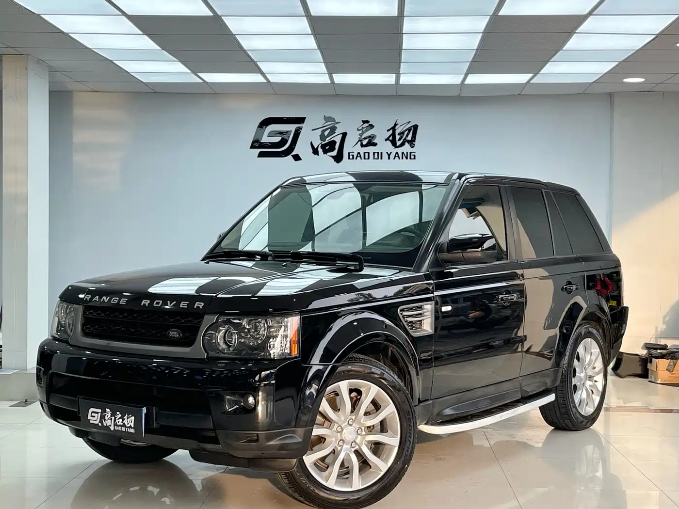 Фото 1 - Land Rover Range Rover Sport